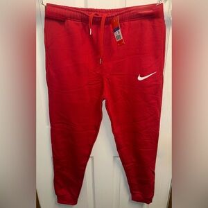 Nike sweatpants Joggers NWT men’s medium
